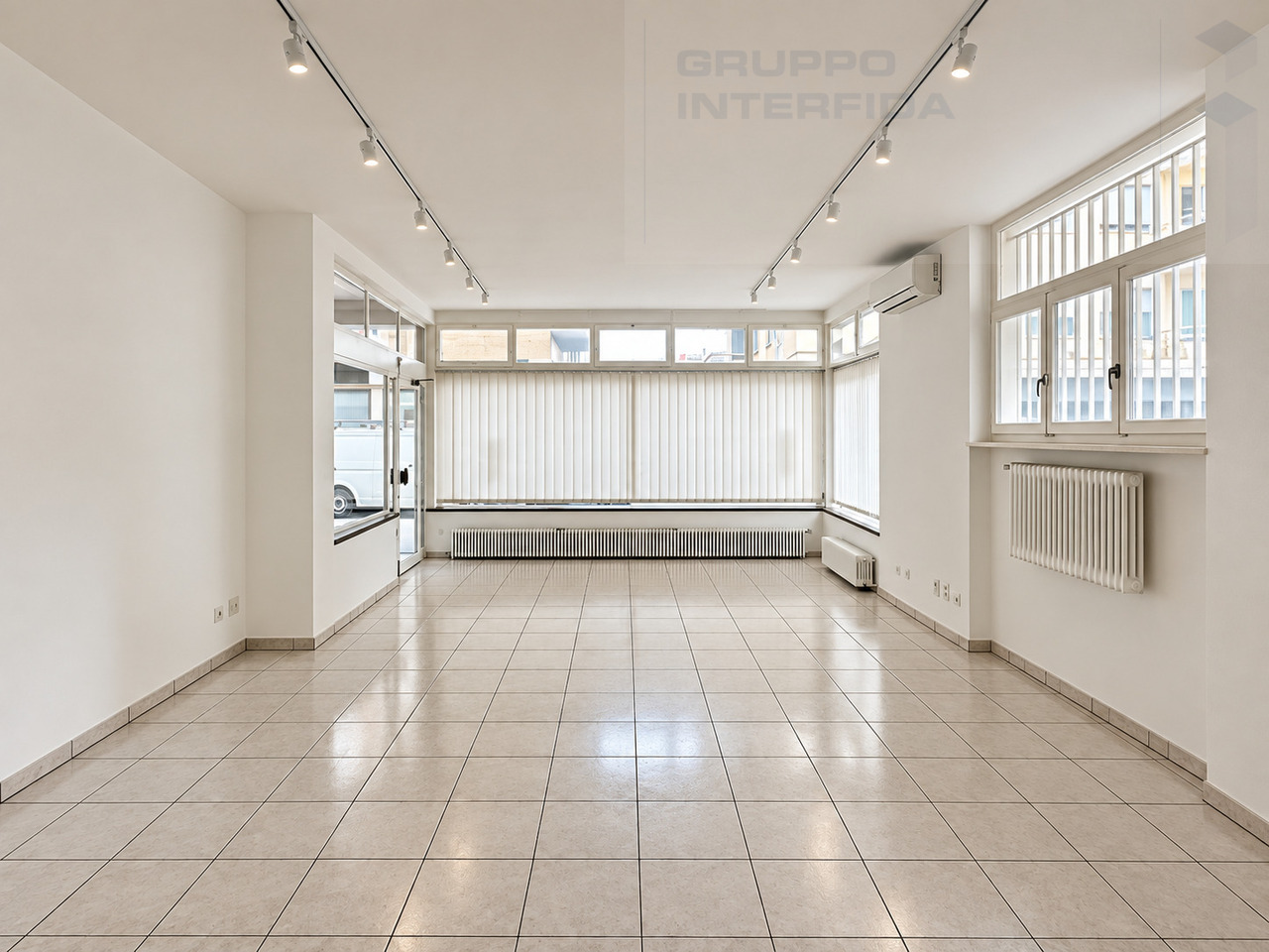Commerce de 90m², photo 4 sur 5