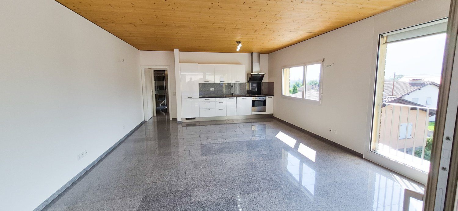 appartement en attique de 2 pièces, photo 2 sur 10