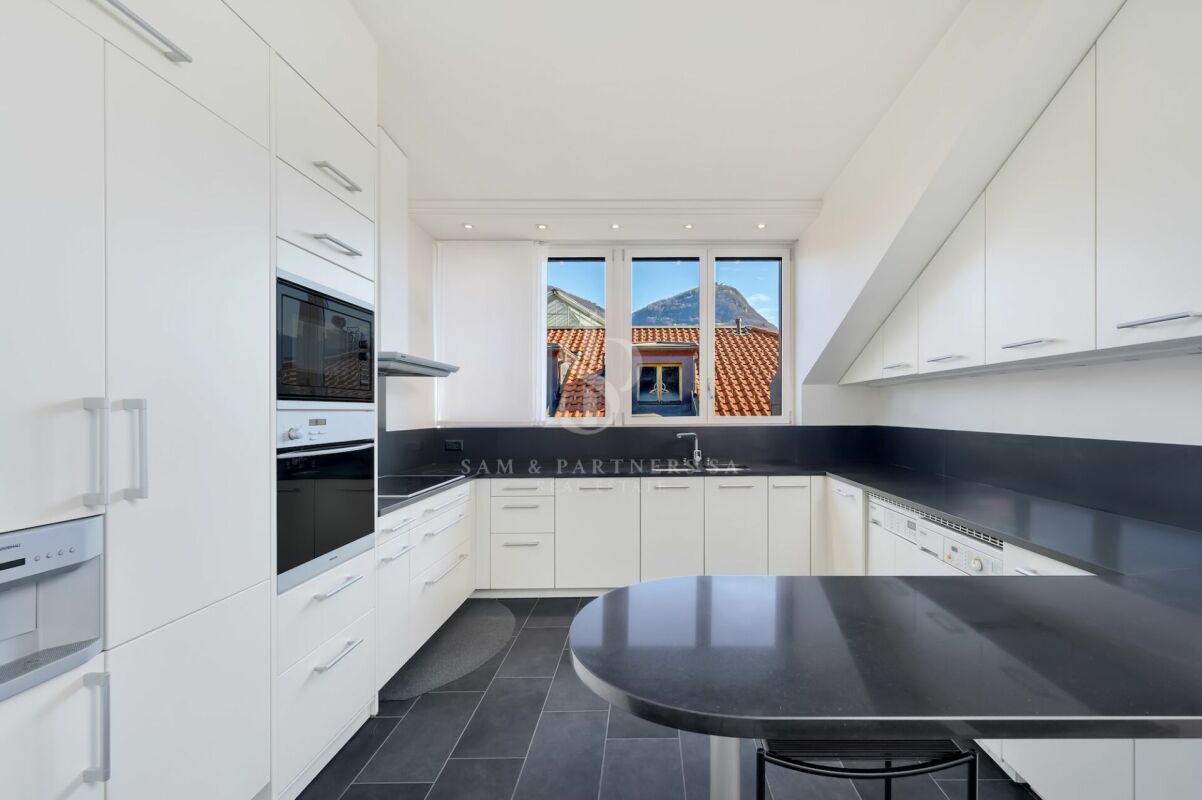 Appartement en attique de 6 ½ pièces