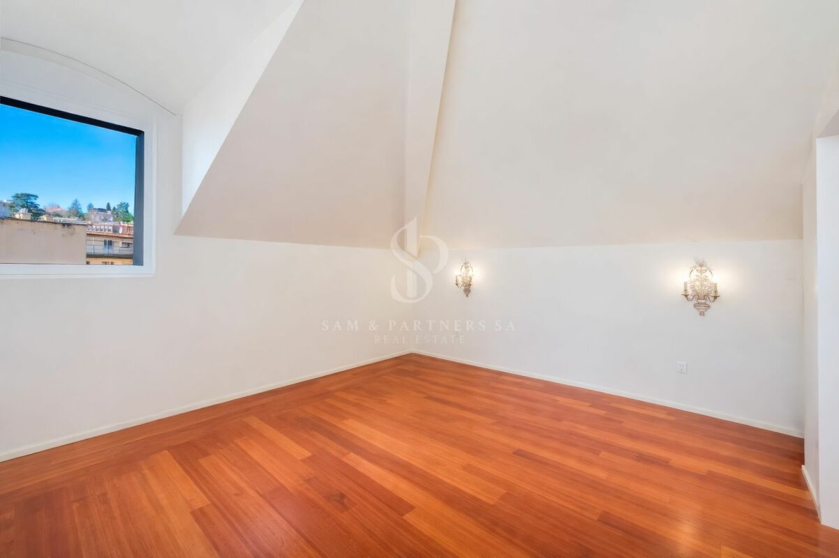 Appartement en attique de 6 ½ pièces