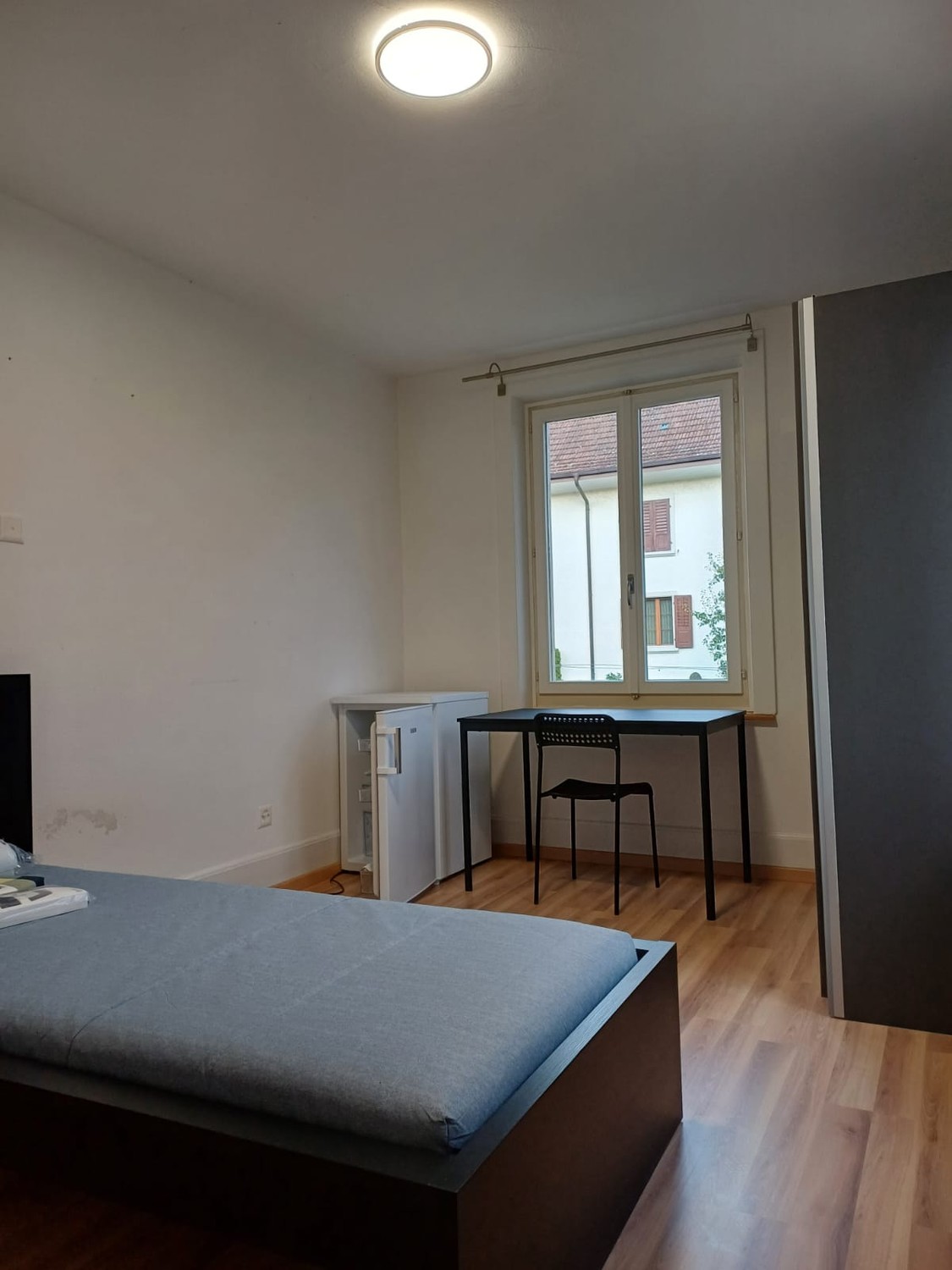 Chambre en colocation, photo 1 sur 5