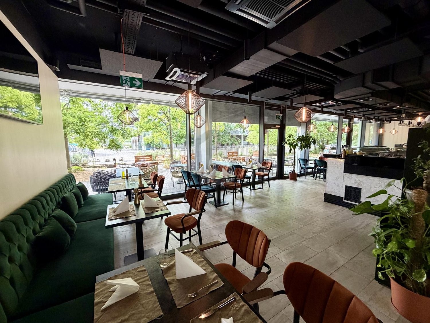 ristorante di 206m²