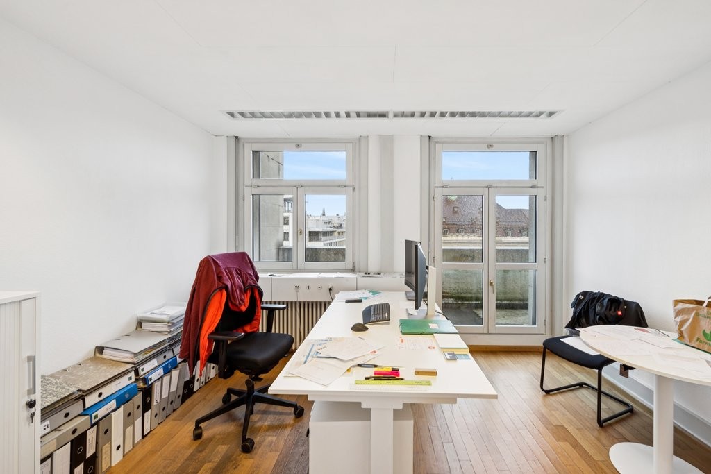 Bureaux de 298m², photo 9 sur 10