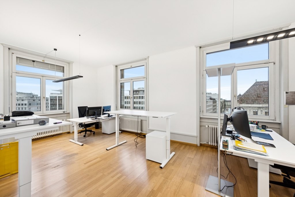 Bureaux de 298m², photo 8 sur 10