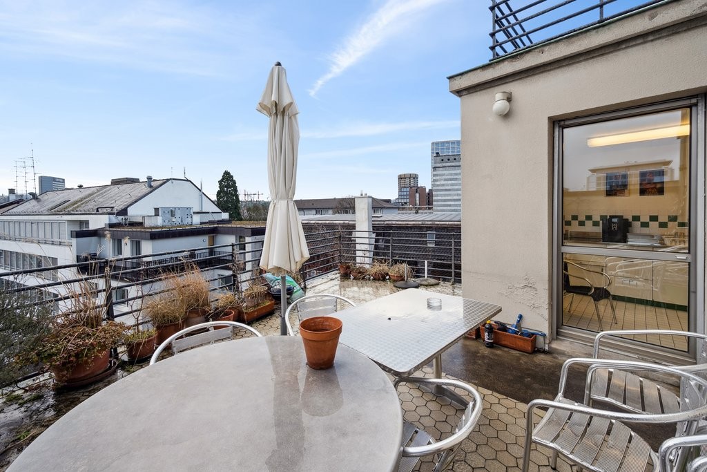 Bureaux de 298m², photo 2 sur 10