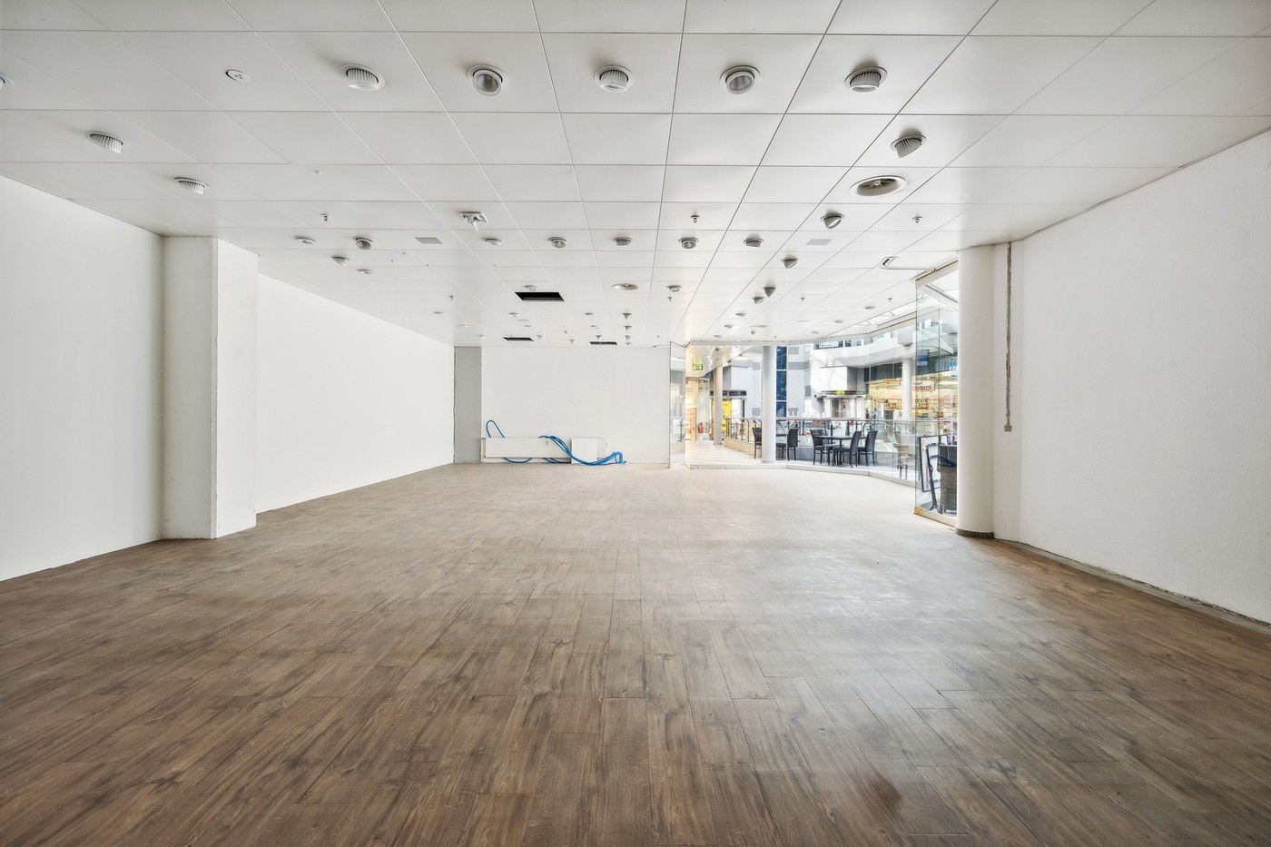 Magasin de 120m², photo 3 sur 10
