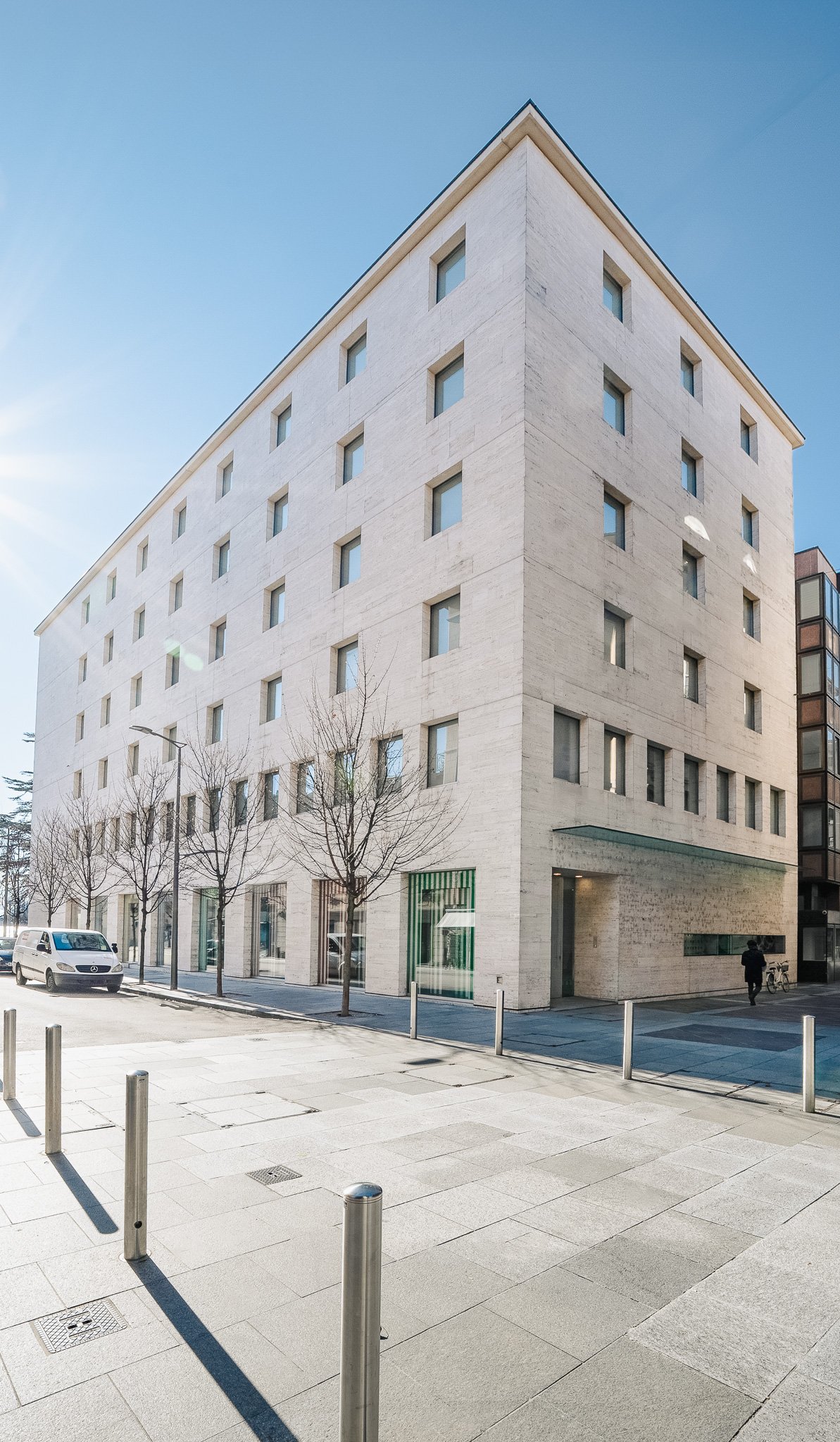 77m² magasin, photo 5 sur 8