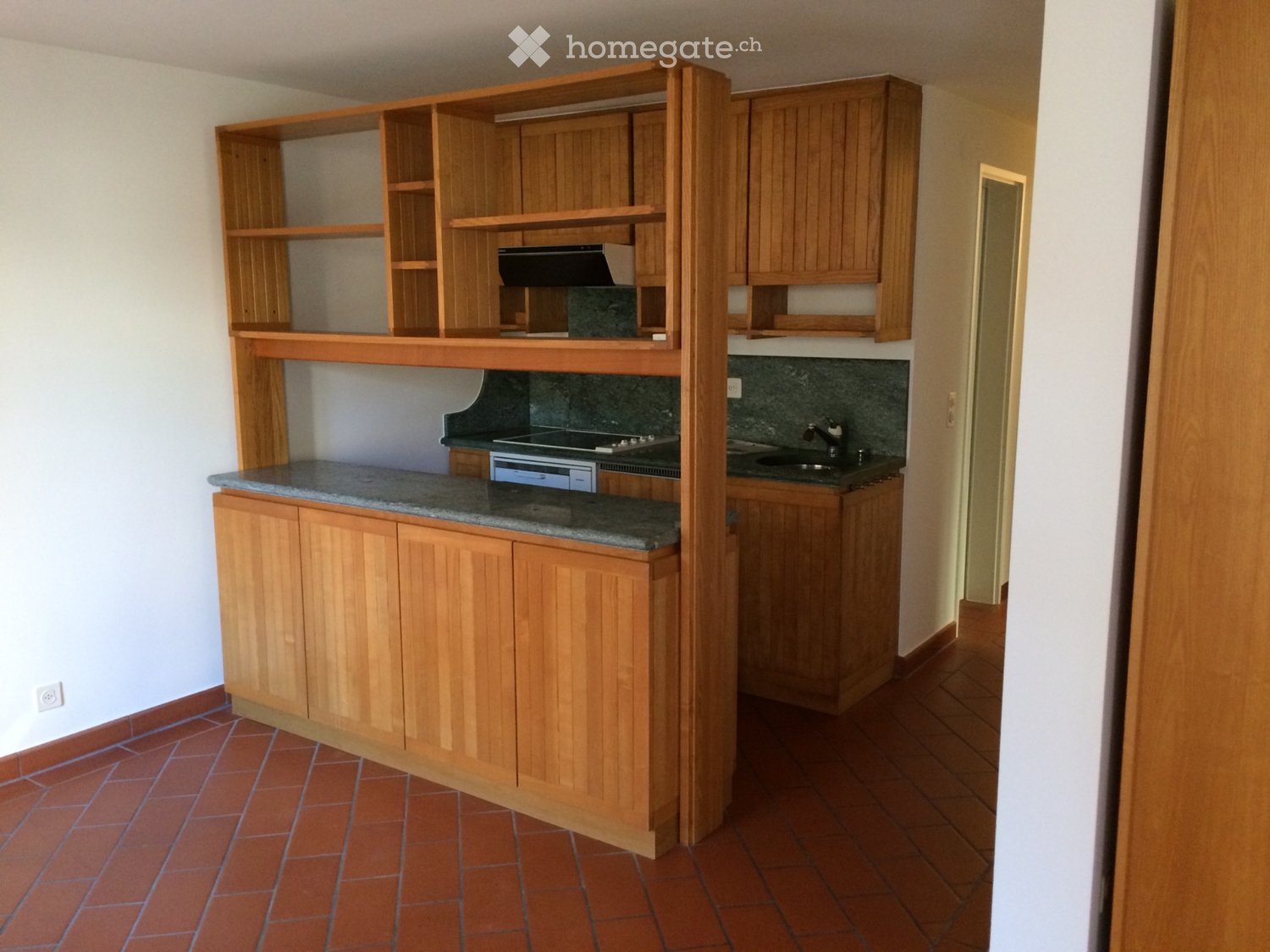5 rooms apartment
