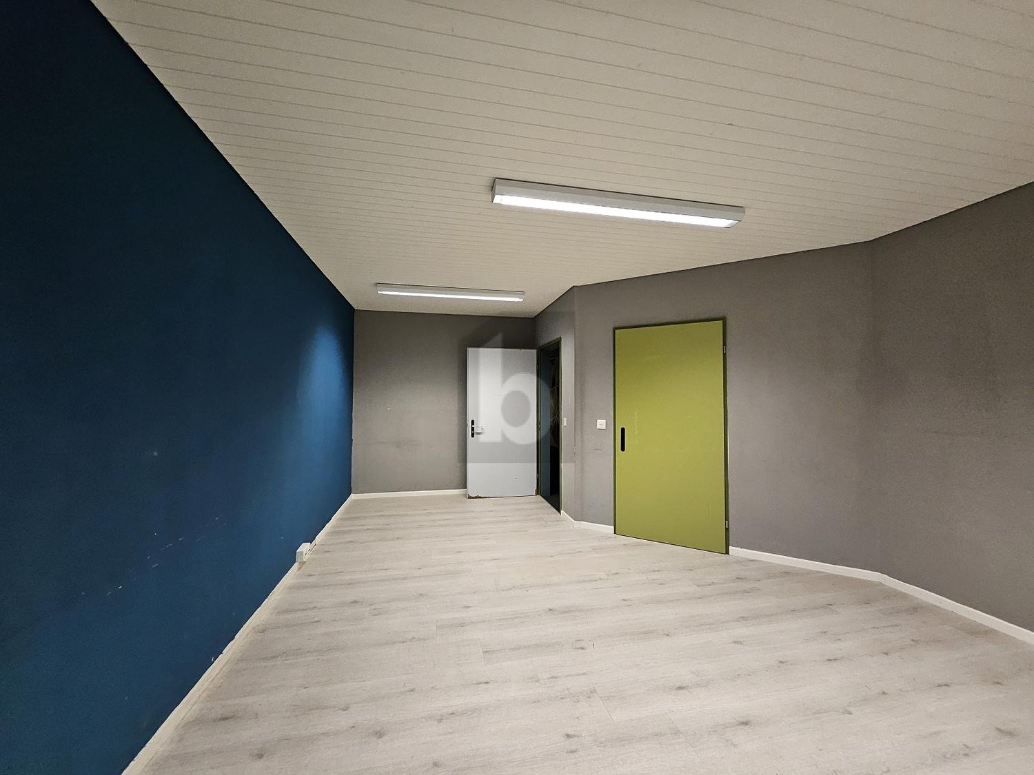 Bureau de 401m²