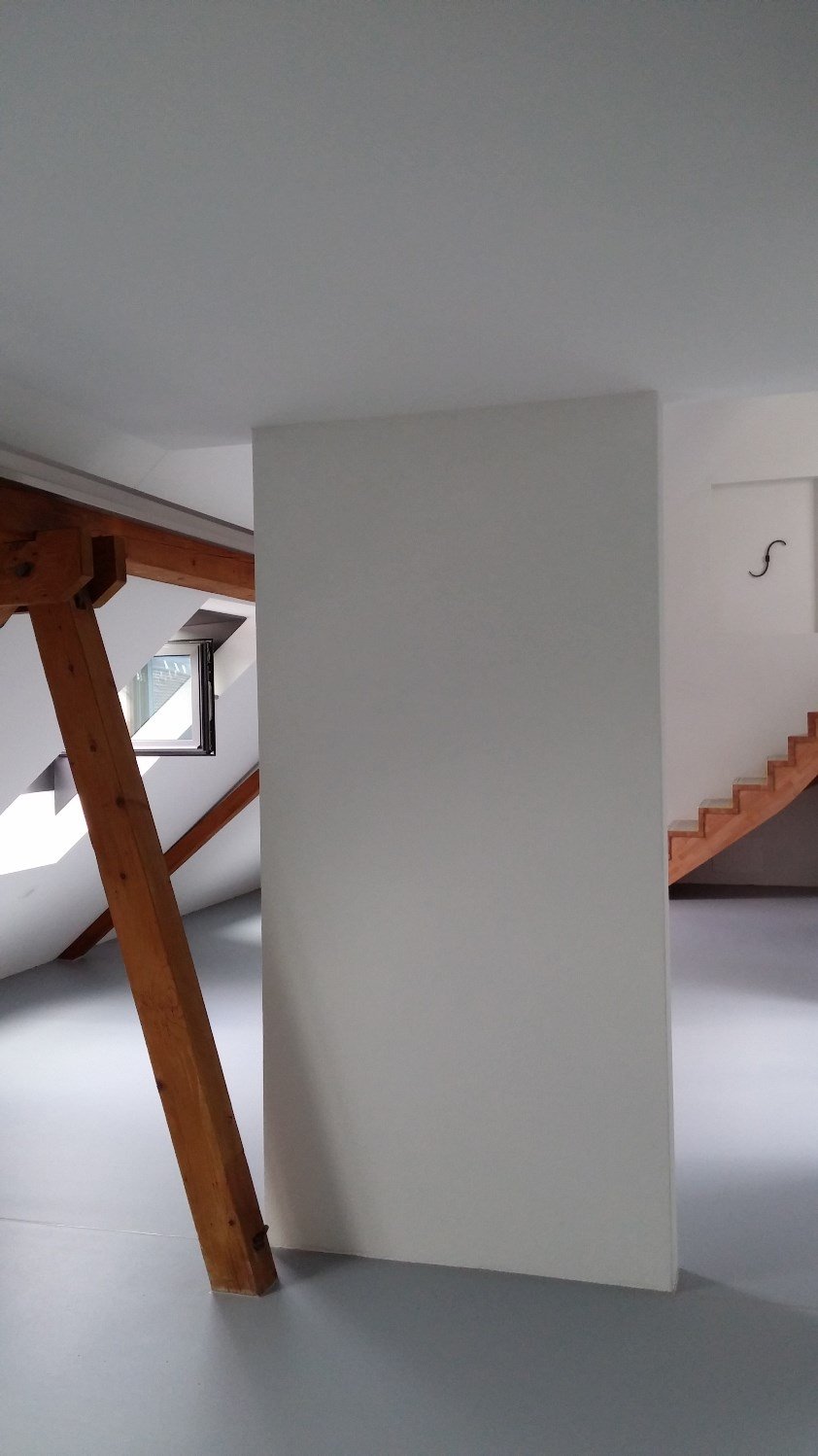 2 pièces appartement au dernier étage