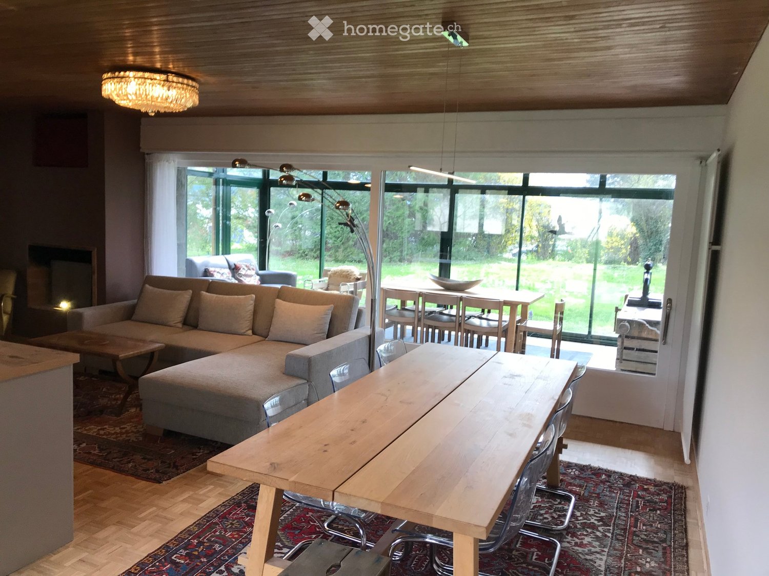 5 rooms single house, photo 1 sur 5