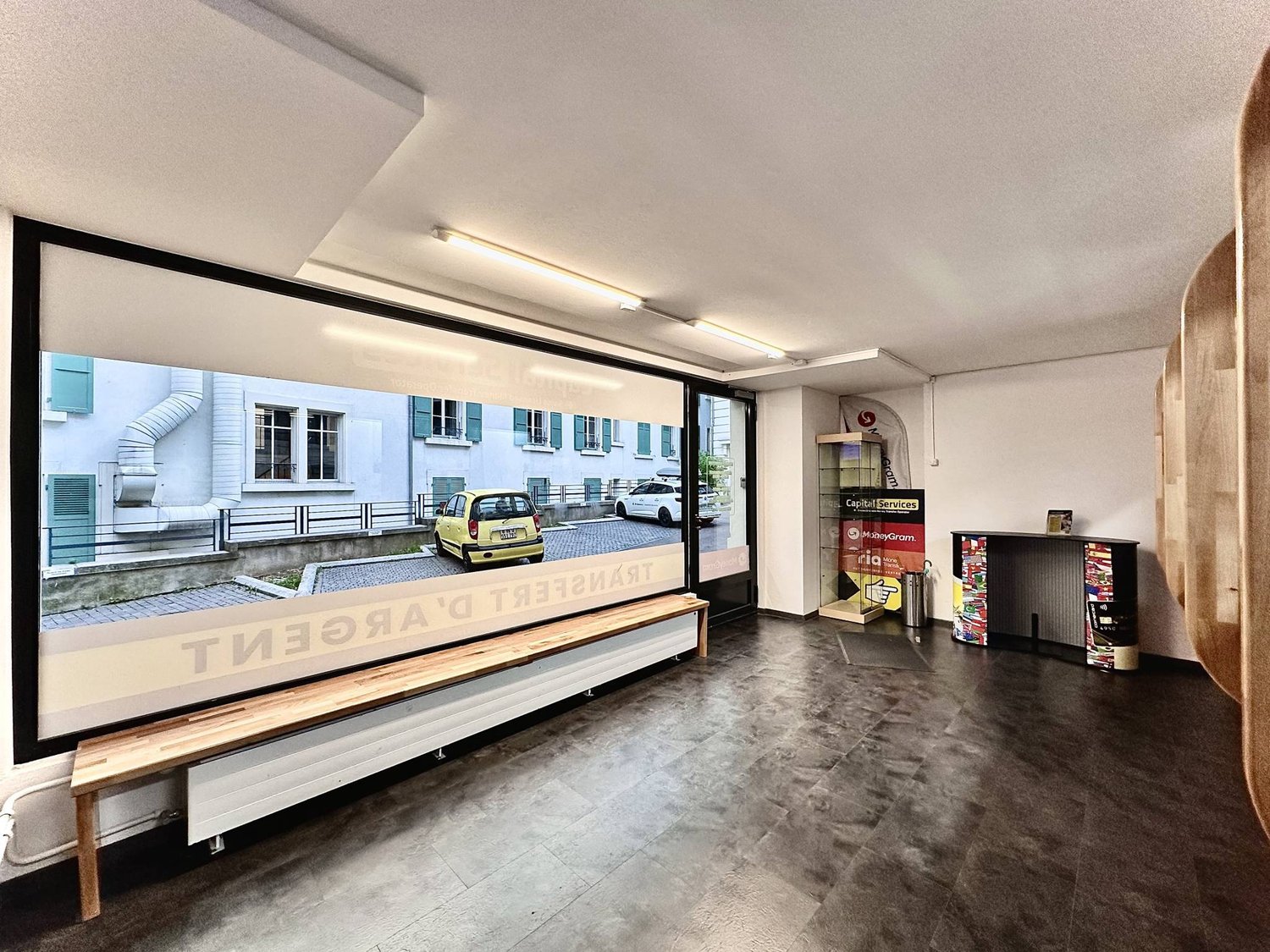 87m² arcade, photo 2 sur 3