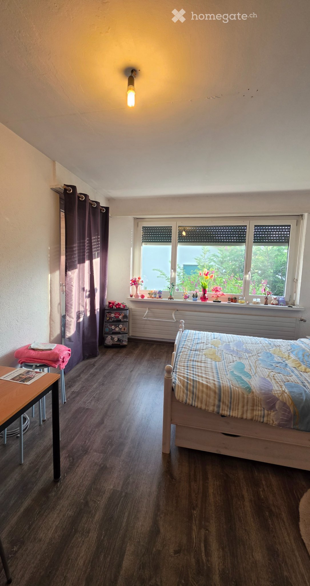 Belle chambre avec accès au balcon commun, à louer immédiatement, à une dame., photo 3 sur 3