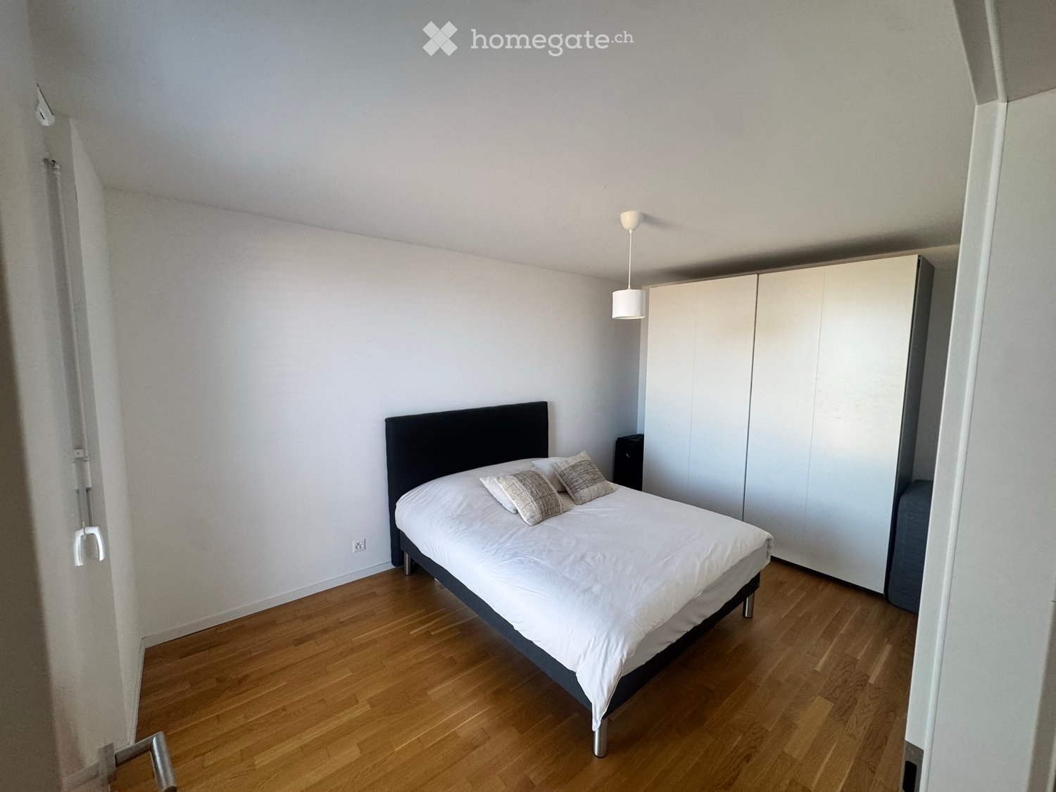 1 room single room