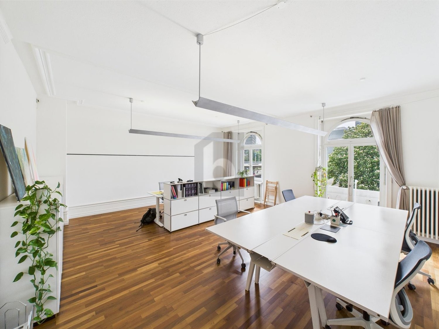 Bureau de 138m², photo 2 sur 4