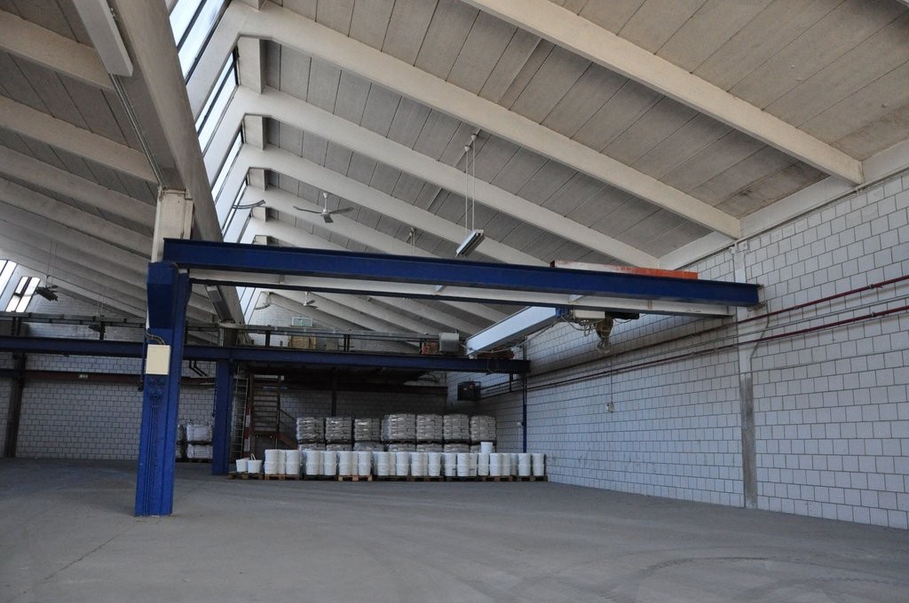 1100m² commercial, photo 2 sur 6