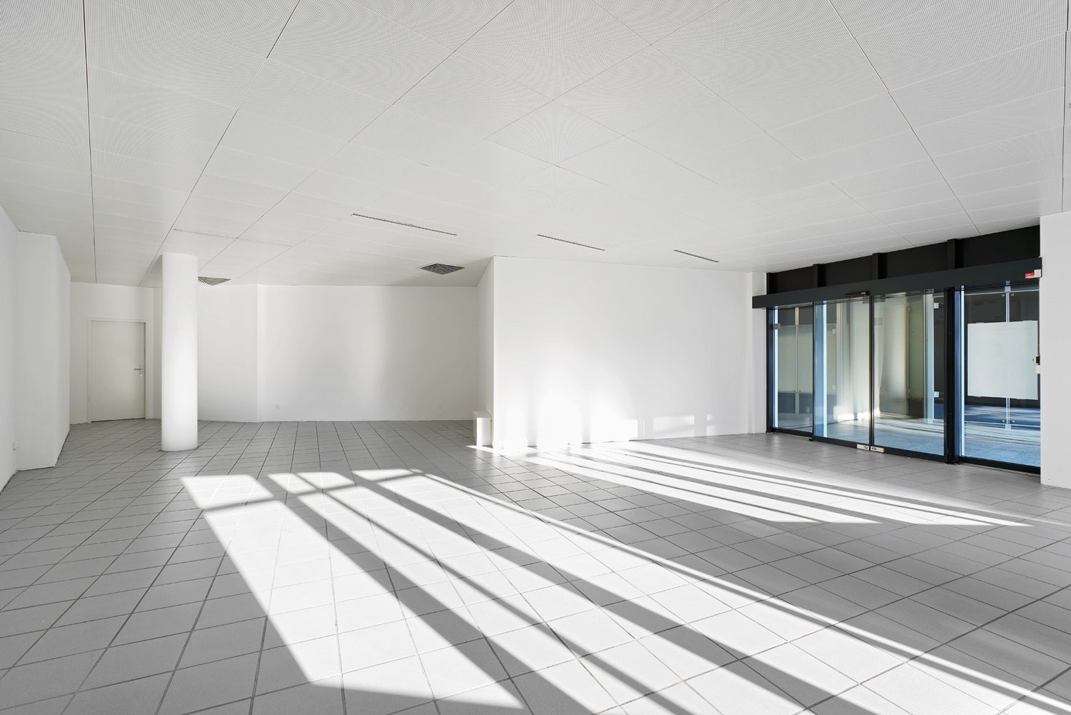 91m² shop, photo 6 sur 8