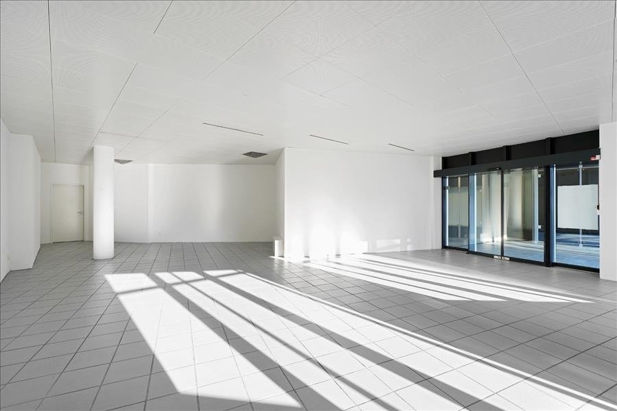 91m² shop, photo 8 sur 8