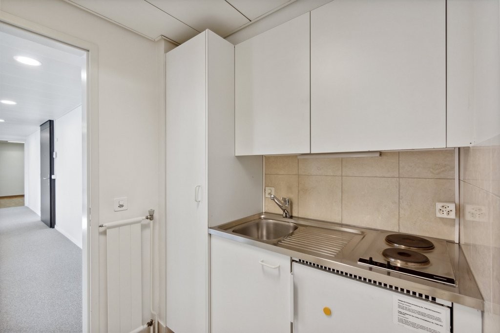55m² office, photo 2 sur 3
