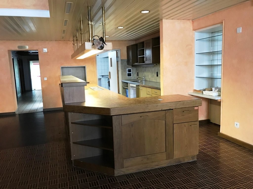 Commerce de 340m², photo 8 sur 9