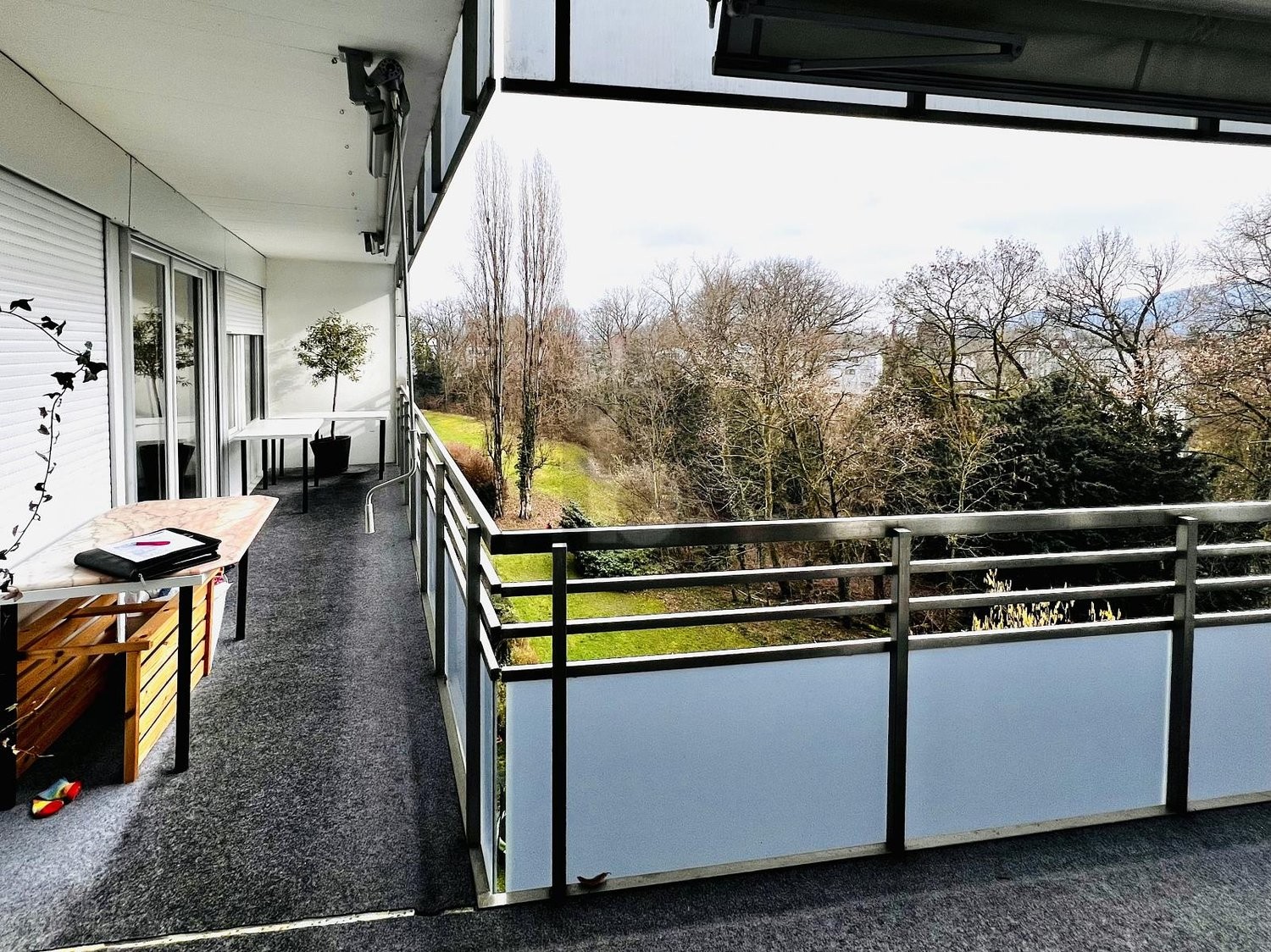 7 rooms furnished flat