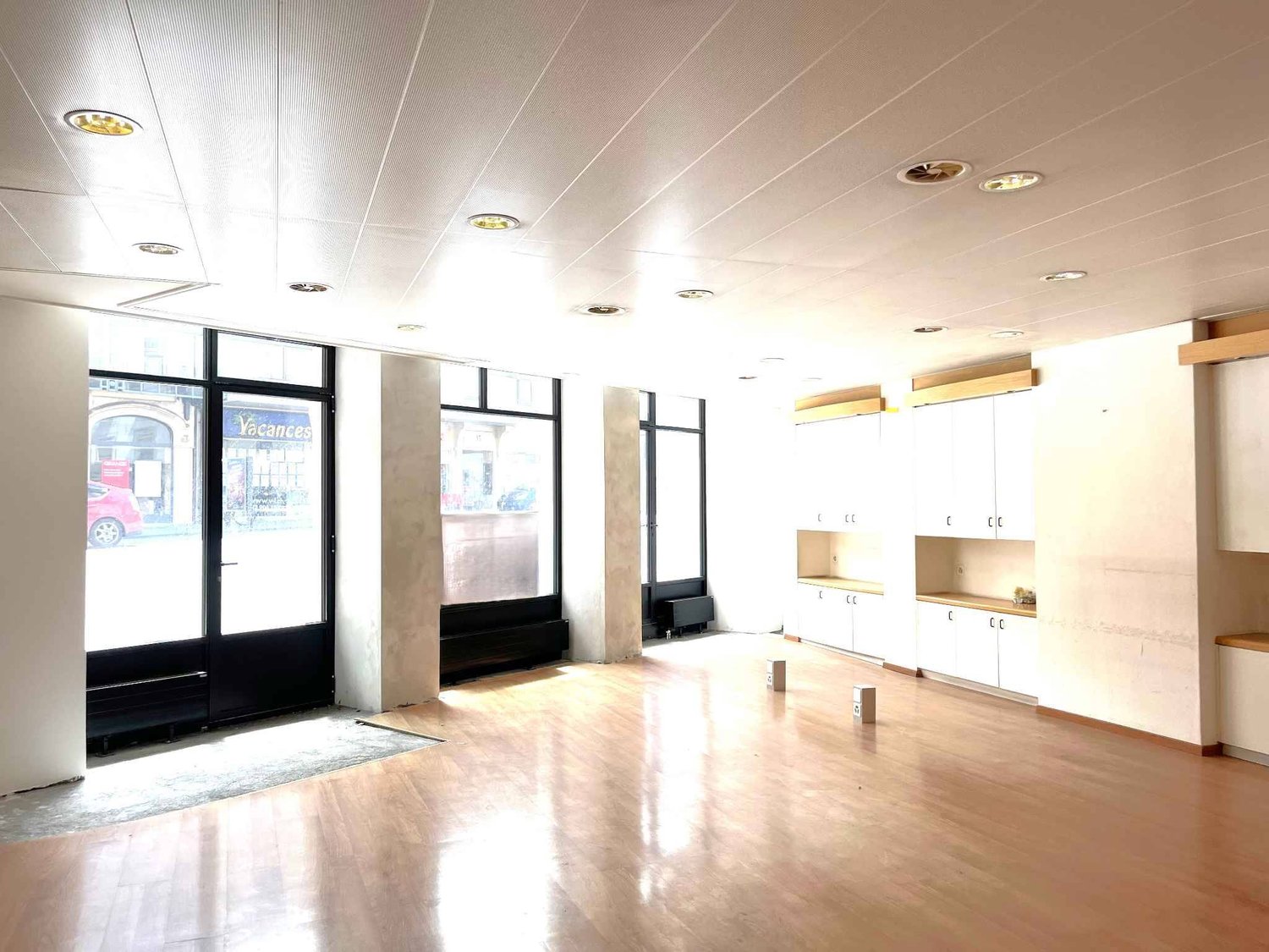 242m² arcade, photo 2 sur 6