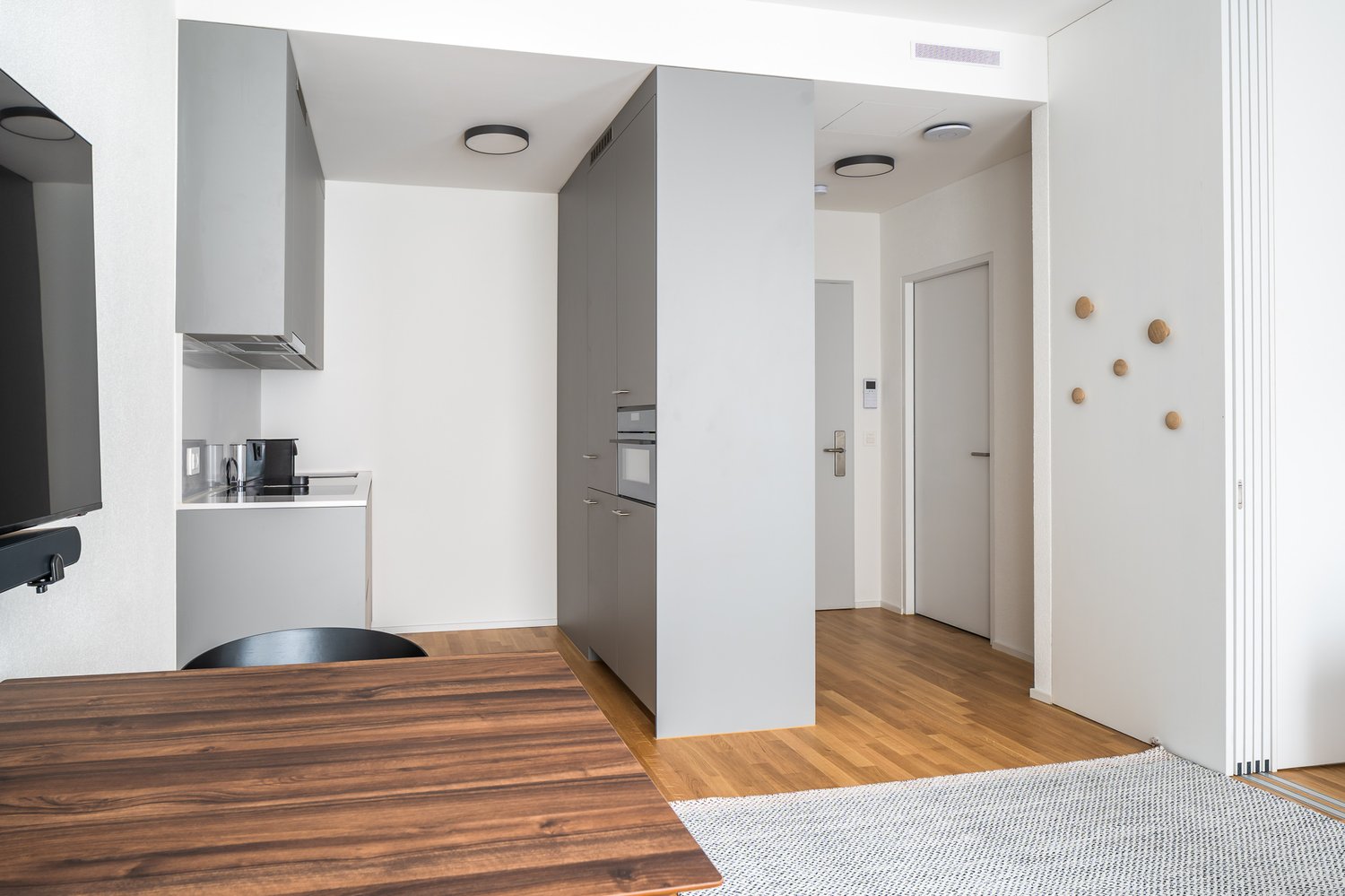 2 ½ pièces appartement meublé, photo 8 sur 9