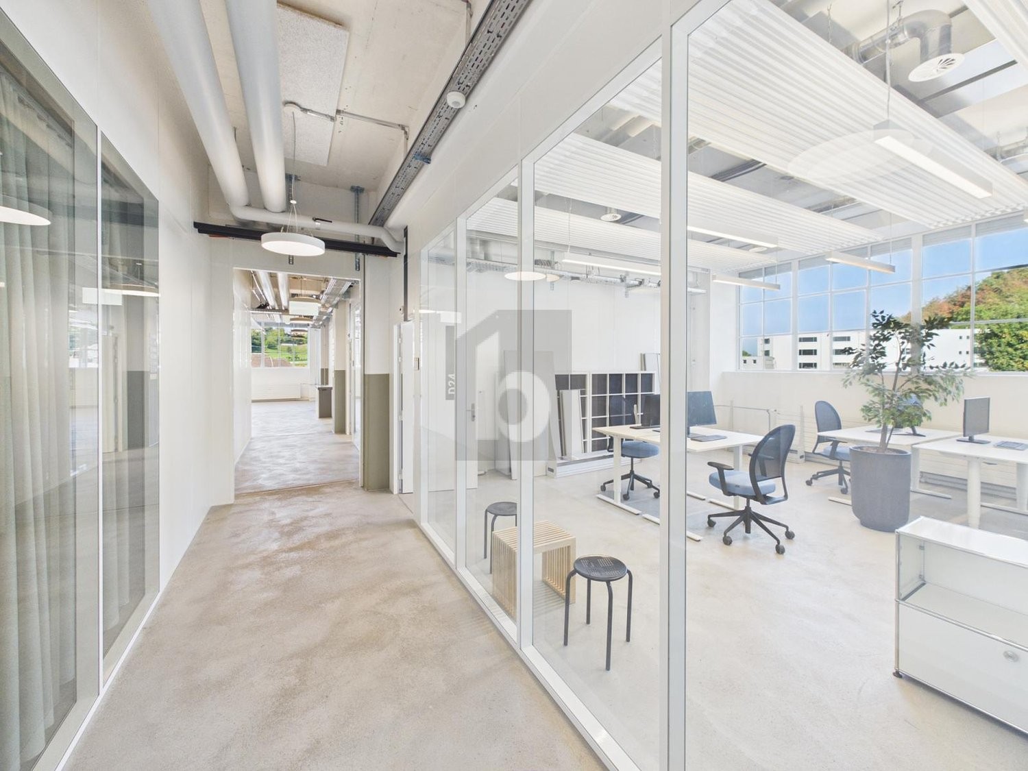 432m² bureau