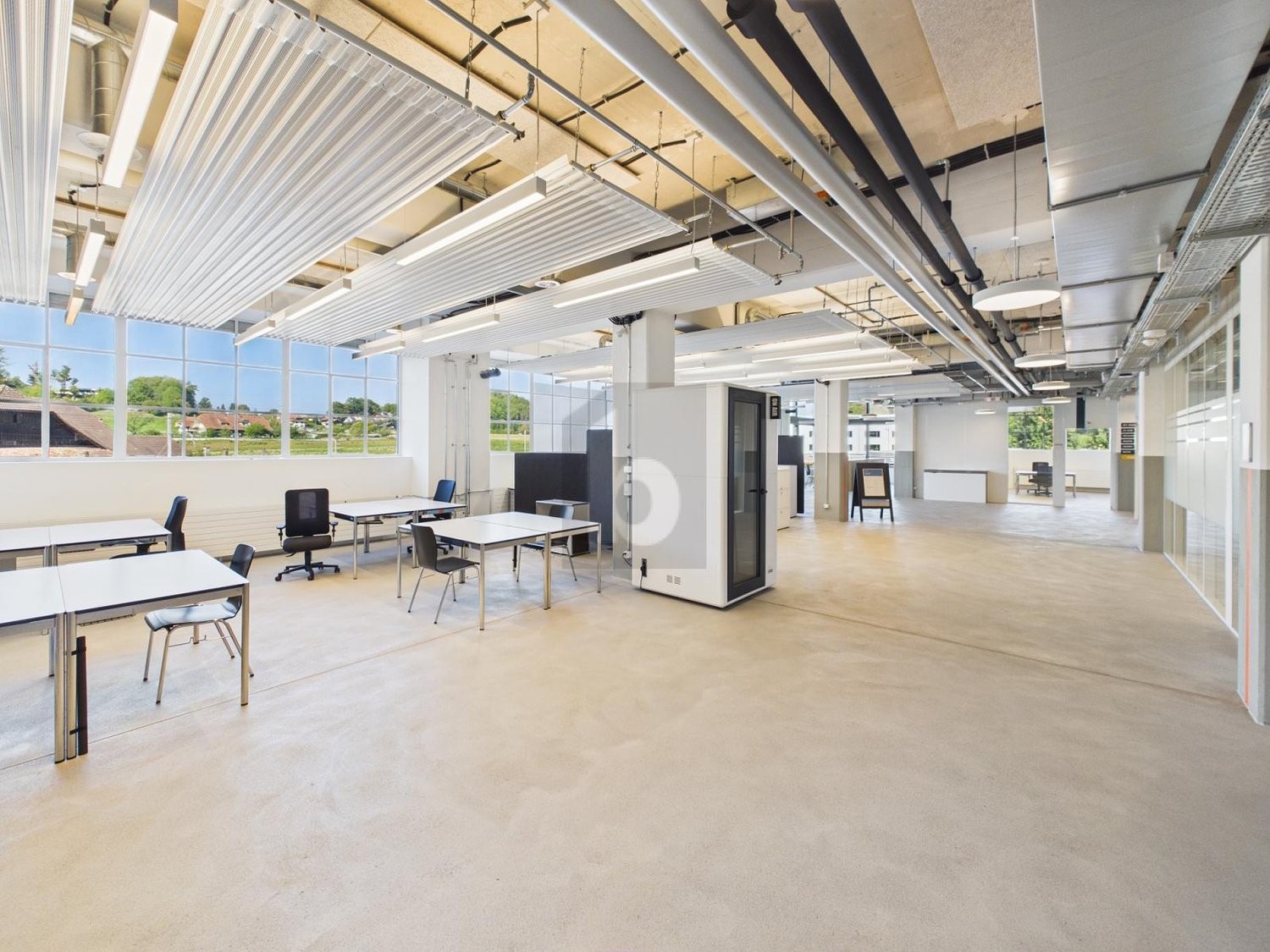 432m² bureau