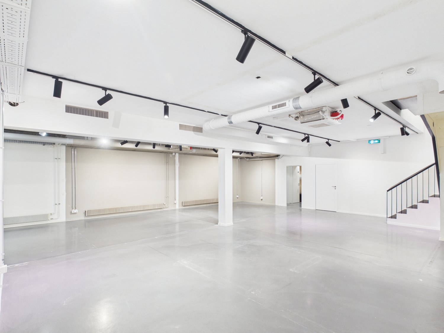 Magasin de 187m²