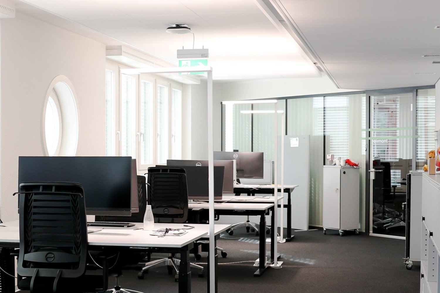 Bureau de 1586m²