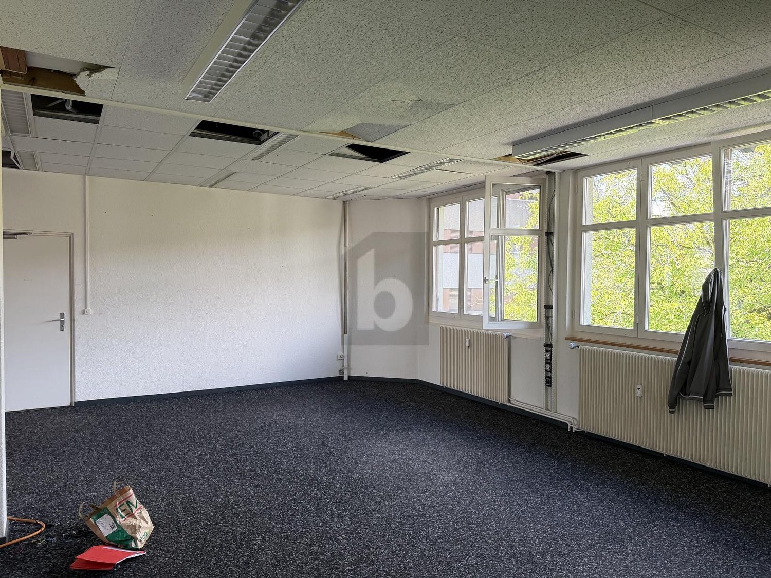 82m² de bureaux