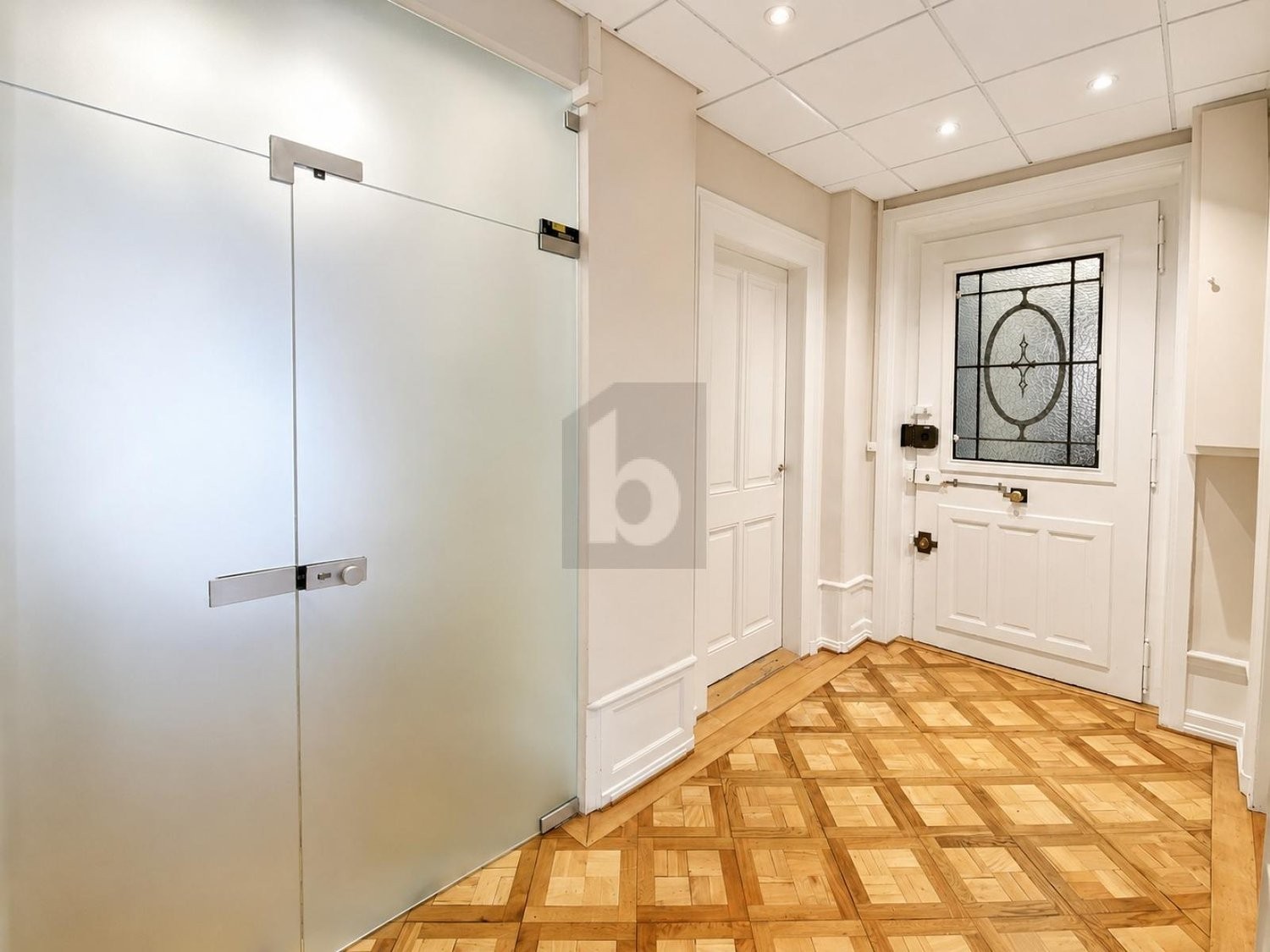 160m² office, photo 4 sur 4