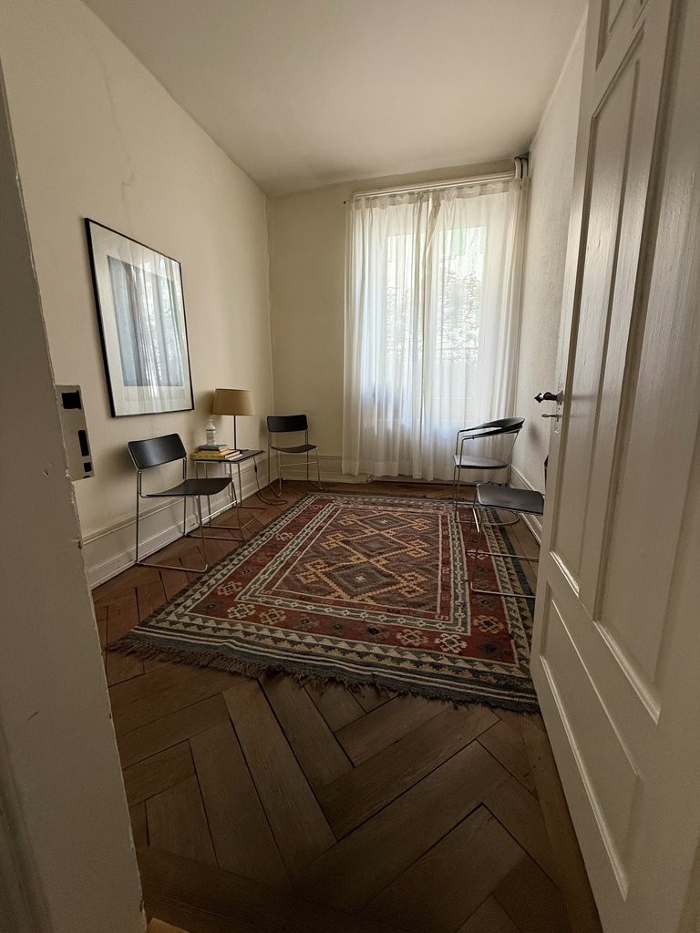 Cabinet, photo 3 sur 4