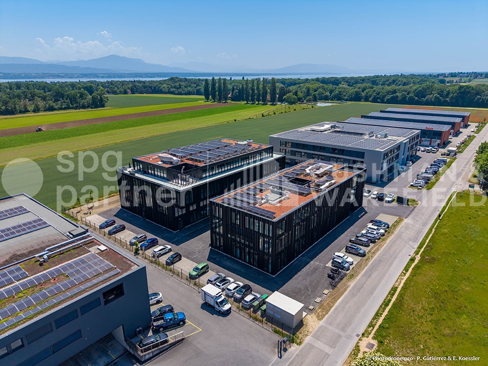 935m² commercial, photo 3 sur 10