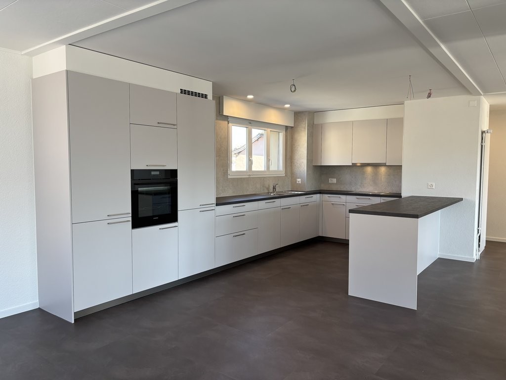 5 rooms apartment, photo 1 sur 10
