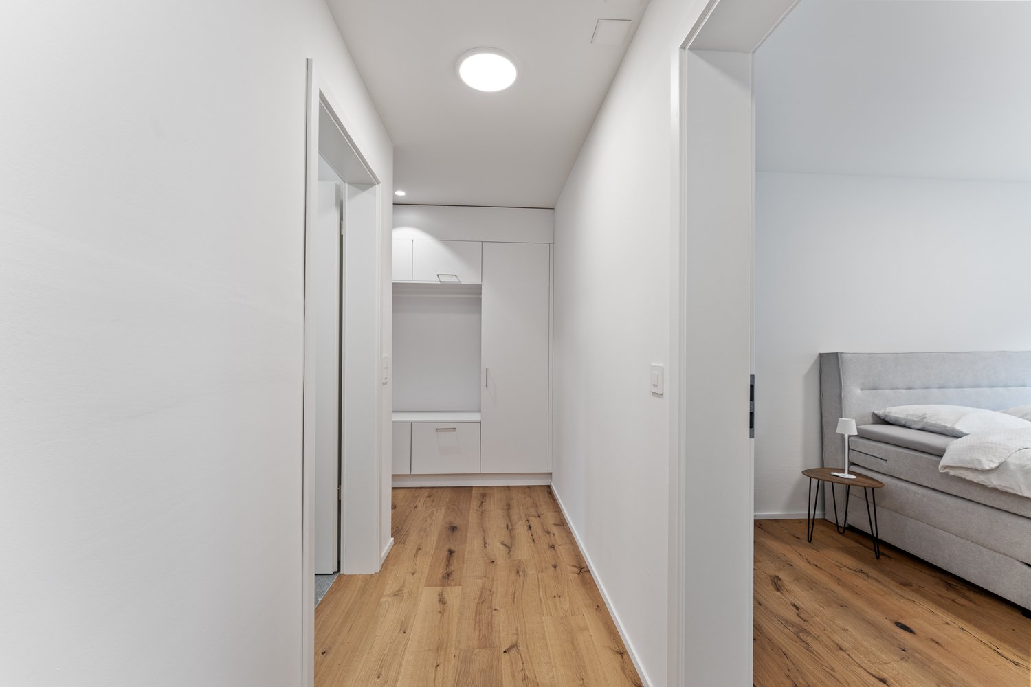 1 room single room