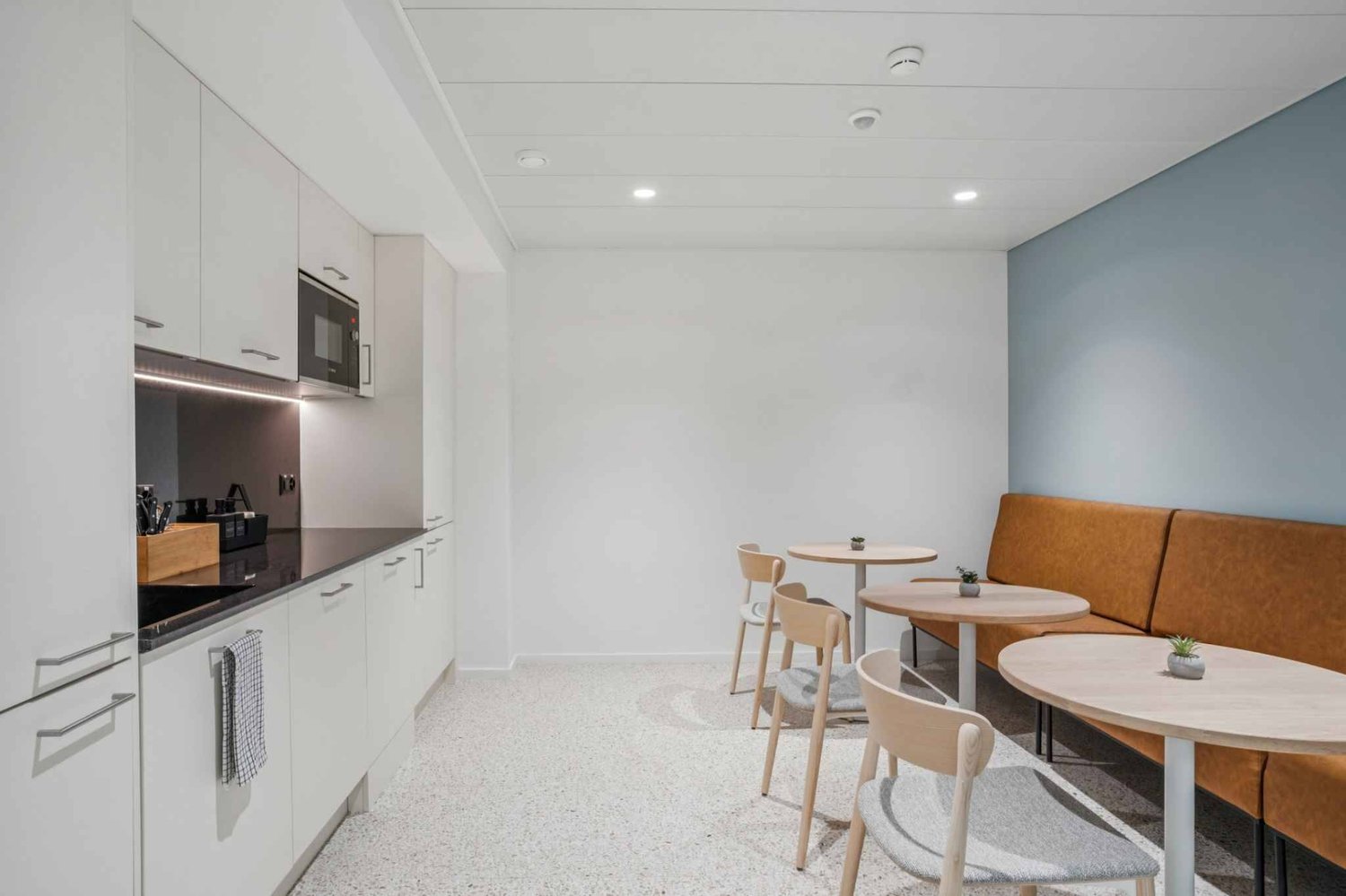 17m² office, photo 4 sur 6