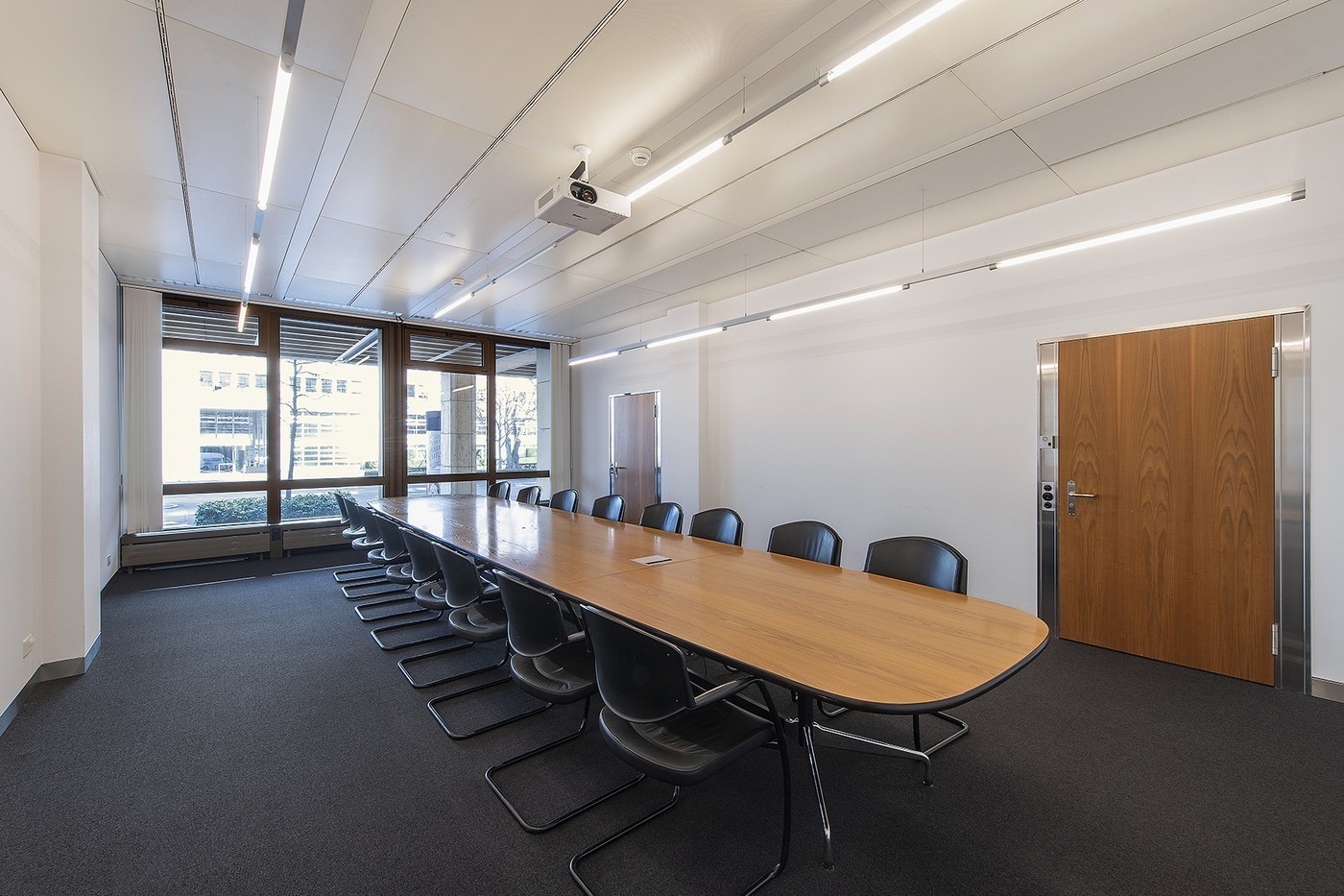 793m² bureau, photo 6 sur 8
