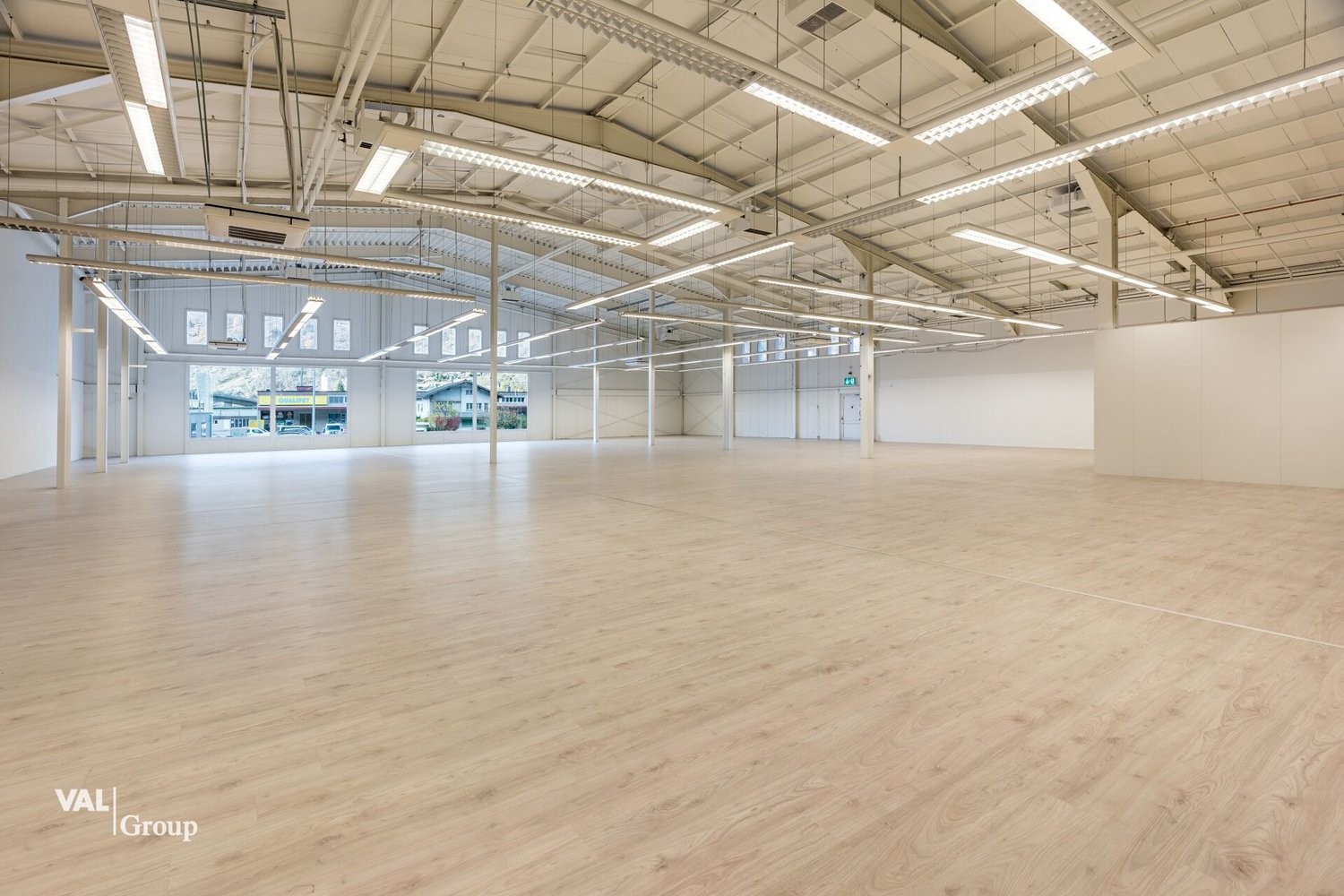 1190m² commercial, photo 7 sur 10