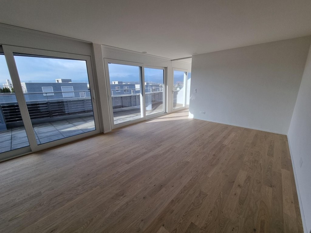 Appartement en attique de 3 ½ pièces, photo 2 sur 10