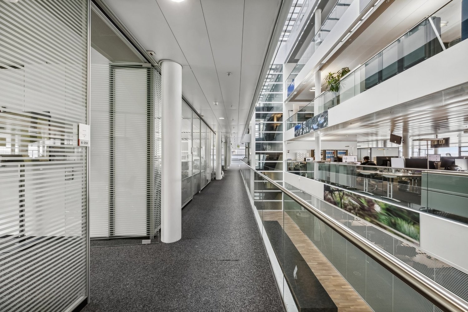 ufficio di 750m²