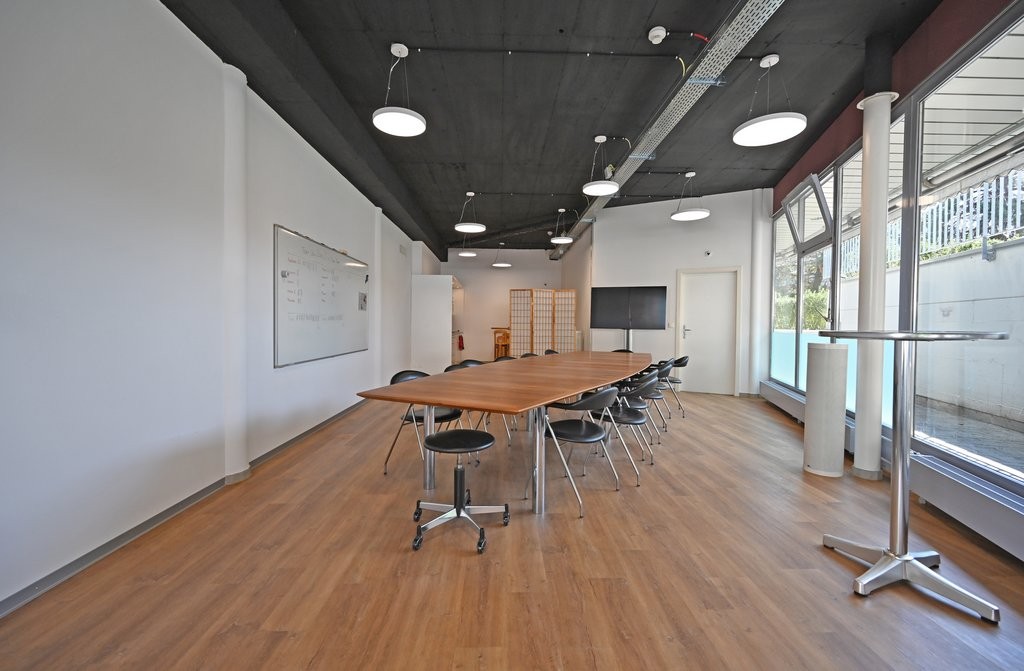 Commerce de 81m²