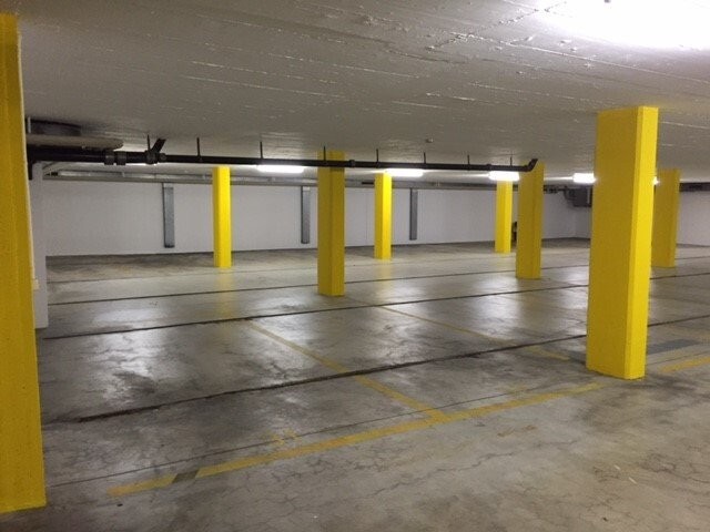 Place de parc souterrain, photo 1 sur 2