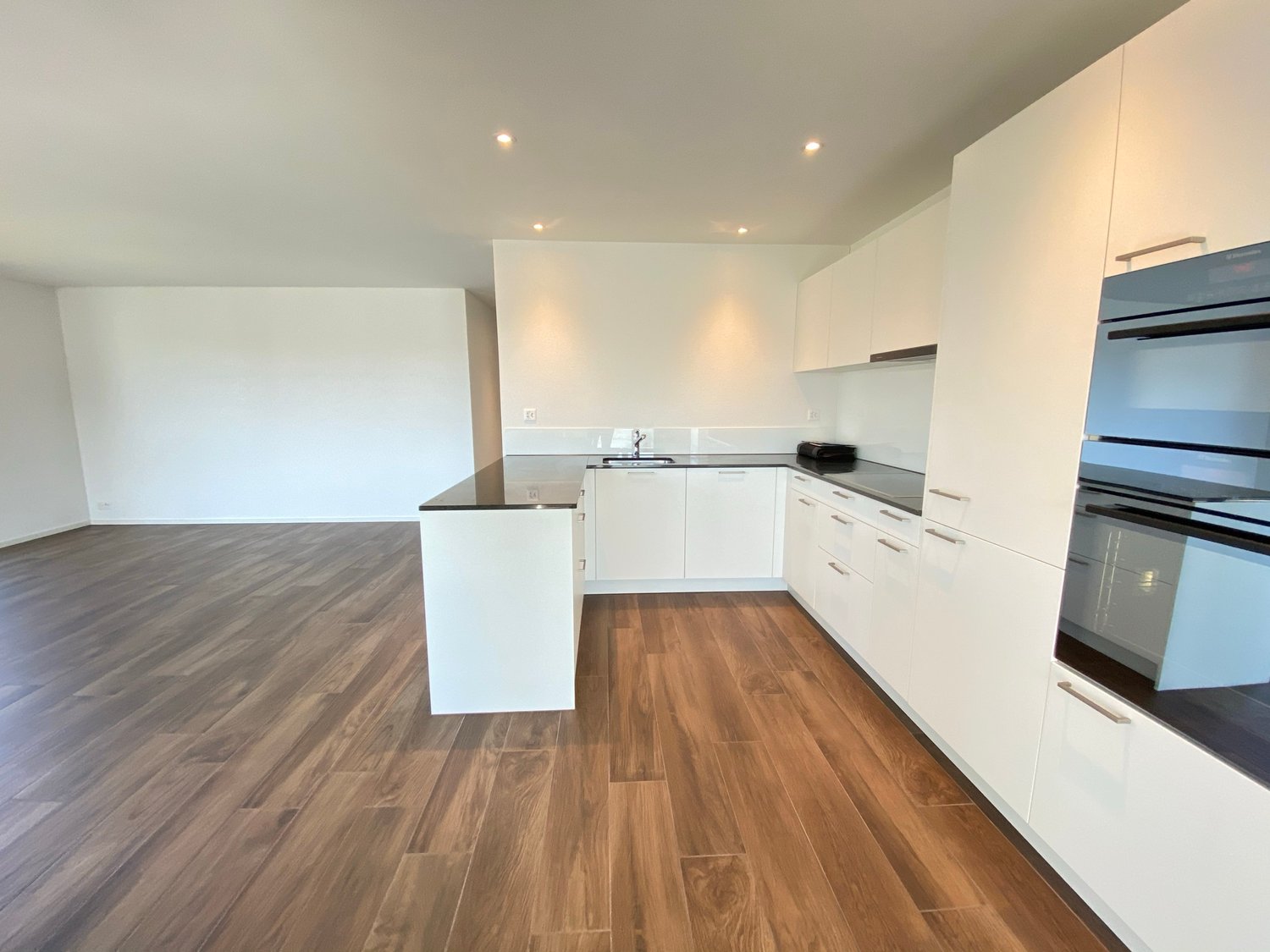 Appartement de 2 ½ pièces, photo 1 sur 10