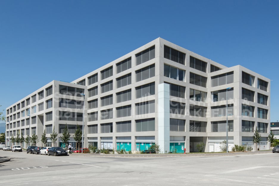 1500m² commercial