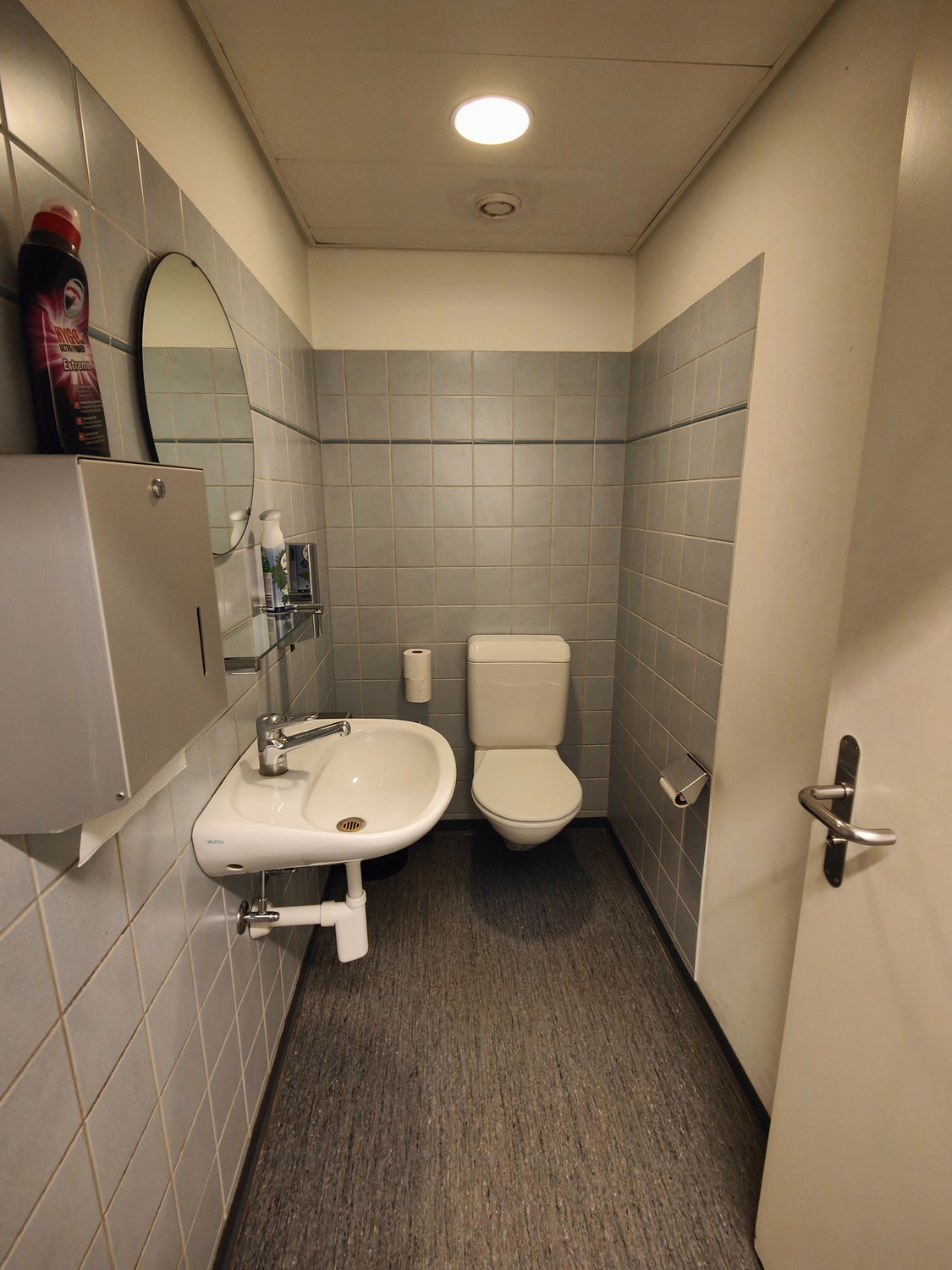 365m² office