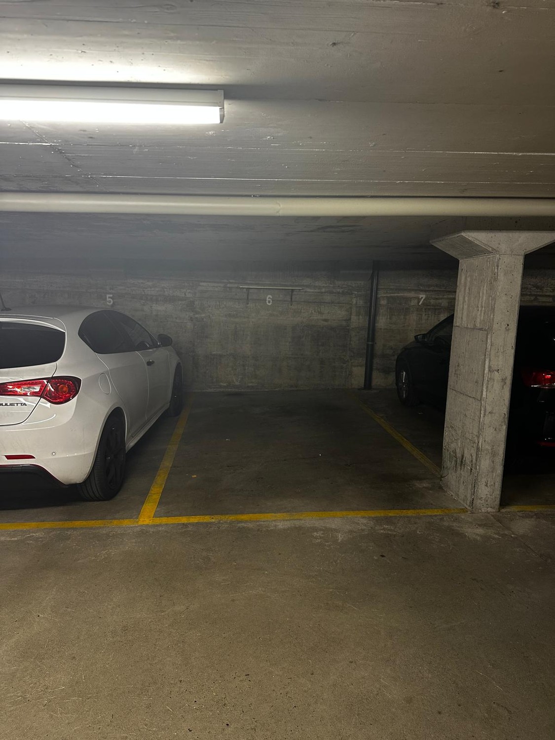 Créneau libre, photo 1 sur 2