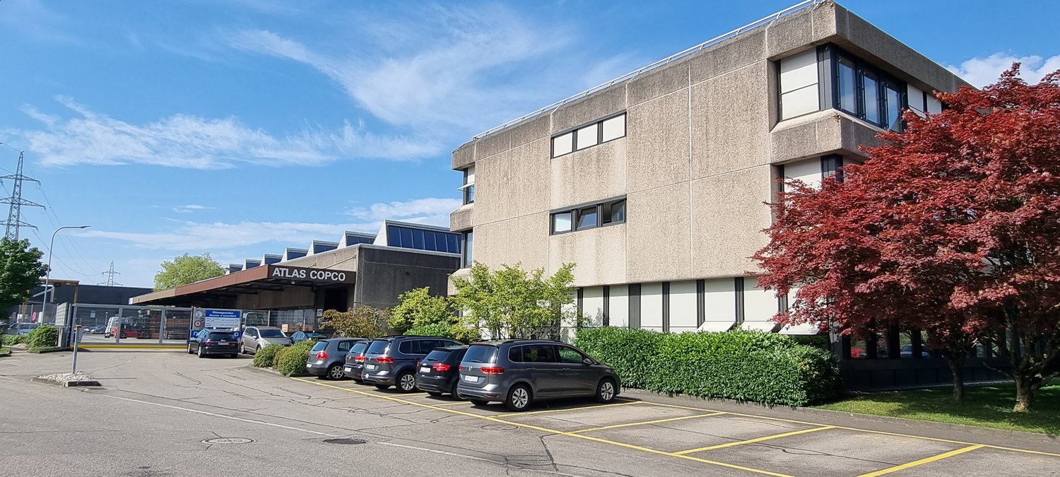 990m² de bureaux