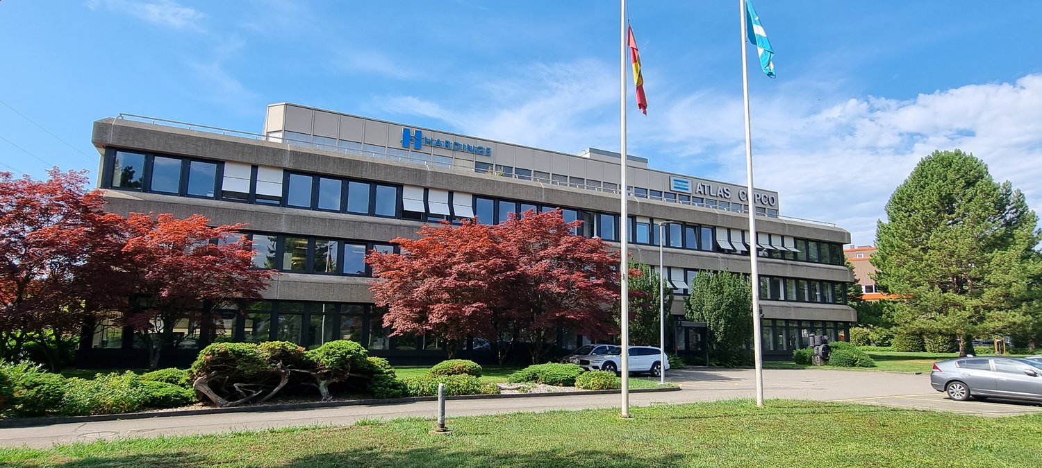 990m² de bureaux